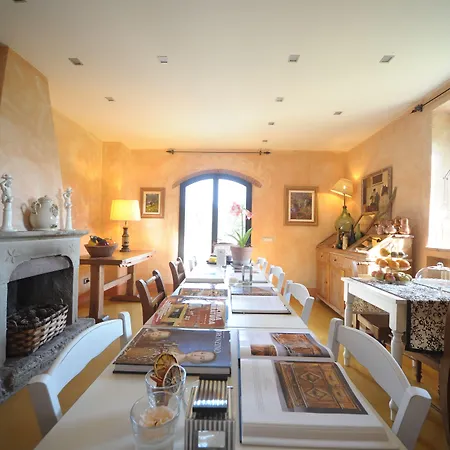 B&B Le Dimore Di Mezza Costa - Home Restaurant & Cooking Classes Bed and Breakfast