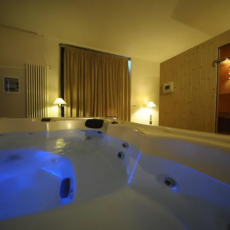 B&B Le Dimore Mezza Costa - Home Restaurant & Spa Bed & Breakfast 4*