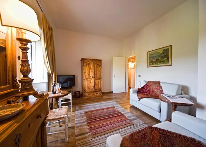Le Dimore Di Mezza Costa - Restaurant & Cooking Classes B&B 산카시아노인발디파사