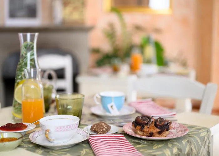 B&B Le Dimore Di Mezza Costa - Restaurant & Cooking Classes 산카시아노인발디파사