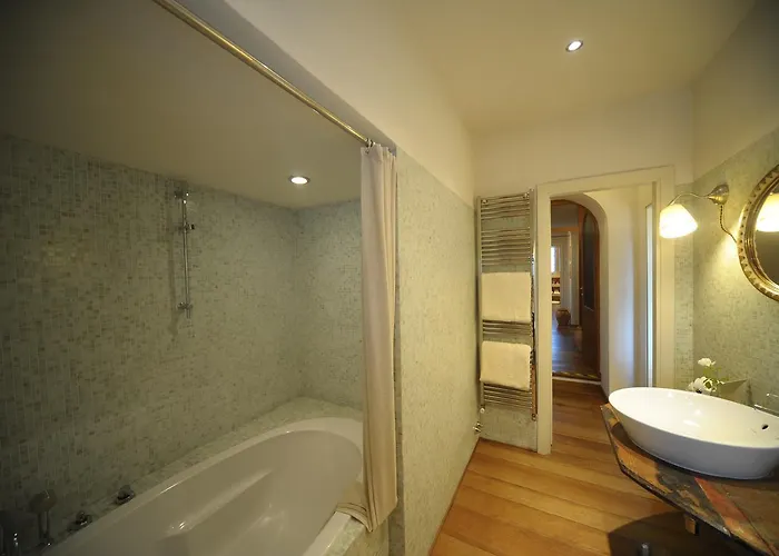 Le Dimore Di Mezza Costa - Restaurant & Cooking Classes 산카시아노인발디파사